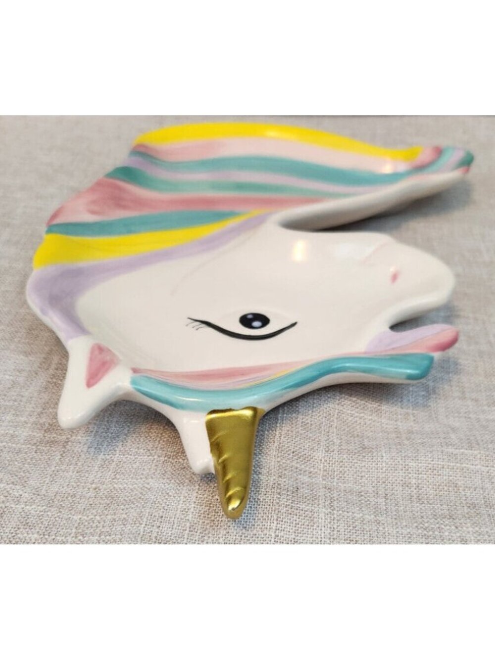 Ceramic Unicorn Cookie Plate Color Mane Gold Look Horn Cracker Barrel 12"L x 7" - Picture 4 of 6